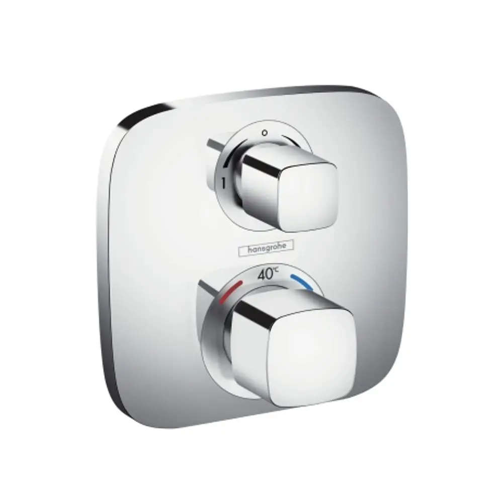 Thermostat mit zwei Reglern für die Steuerung von Wasserverbrauch, in Chromoptik, montiert auf einer rechteckigen Wandplatte. Marke: Hansgrohe.